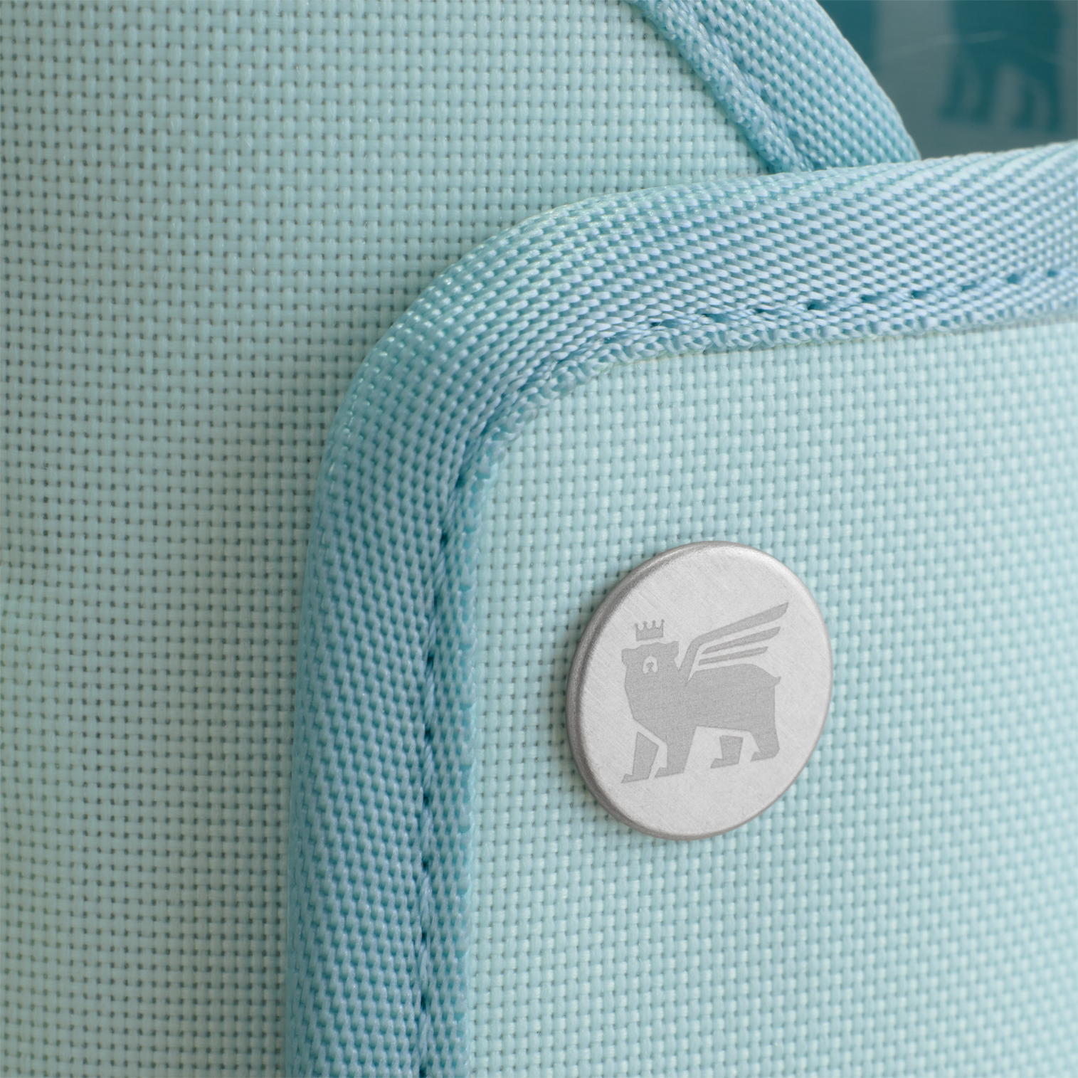 The All Day 40 OZ Quencher Carry-All - Your Travel Cup